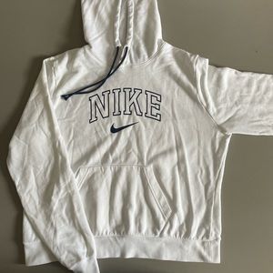 Nike pullover hoodie
